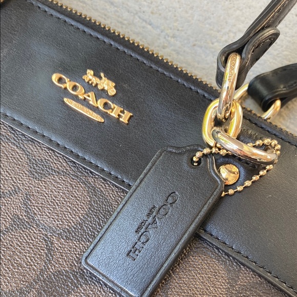 Coach Black and Brown Signature Tote Bag - Picture 4 of 9